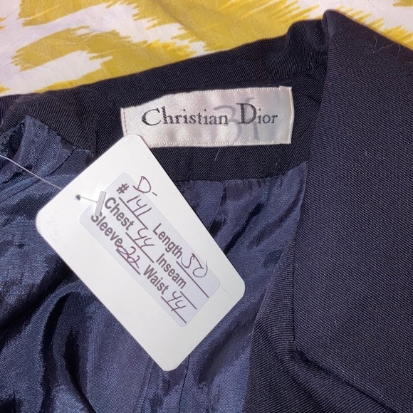 Vintage 80’s deep navy blue Christian Dior trench coat Size medium shoulder pads - Picture 9 of 9